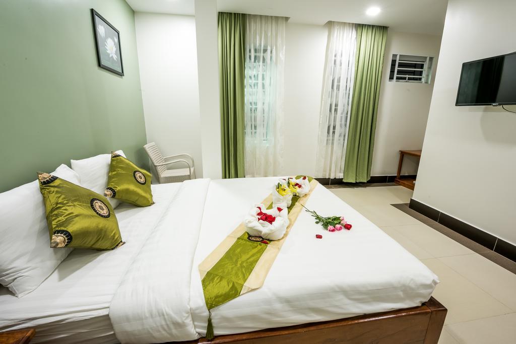 Ny Ka Smy Hotel Phnom Penh Exterior foto